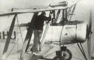 Manouvers: Avro 504K