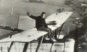 Manouvers: Avro 504K