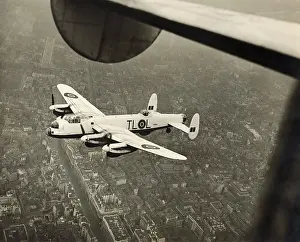 Manouvers: Avro 683 Lancaster B-1