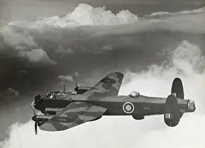 Radomes: Avro 683 Lancaster B-3