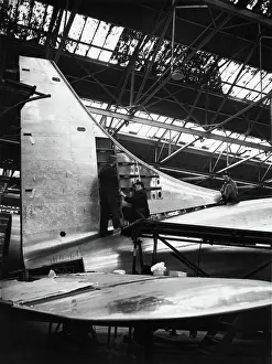 Egcd: Avro 688 Tudor 2