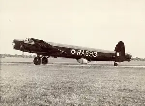 Tangmere: Avro Lincoln B2 RA693 at Tangmere