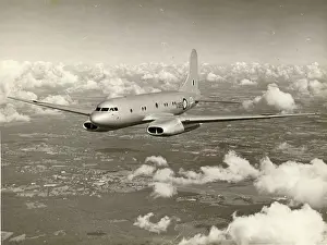 Vx195: Avro Tudor 8 VX195 September 1948
