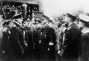 Merite: Award of Lieutenant Nerger, captain of the auxiliary cruiser