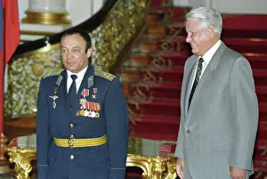 Manakov: Awarding of cosmonauts, 1993