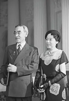Strengthening: Awarding to Ikuo Oyama