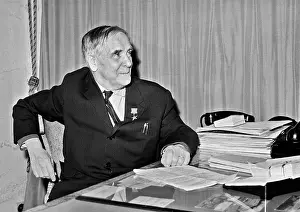 Kapitsa: Awarding to Pyotr Kapitsa in Moscow