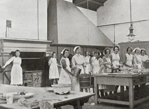 Aylesbury: Aylesbury Borstal Inmates - Kitchen Work