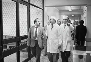 Clinic: B. Guretsky, N. Lopatkin, A. Amelin