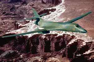 Wal003: B1 Blancer Bomber