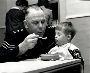 Mealtime: Babies - Children - Multiple Births
