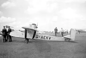 Luxe: B.A.C. Drone 2 de Luxe G-AEKV