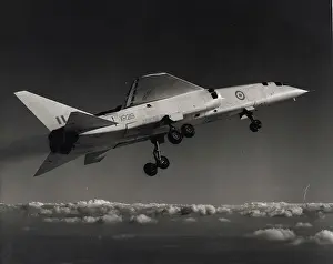 Undercarriage: BAC TSR-2 XR219 in flight with undercarriage down