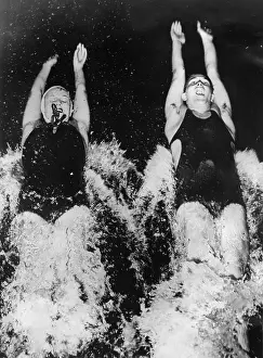 Eleanora: Two backstroking world-champions
