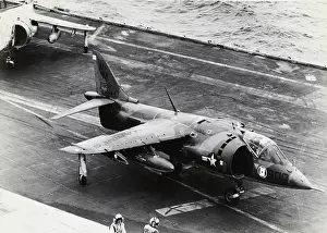 V Stol: BAE Boeing AV-8A Harrier
