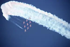Cottesmore: BAe Systems Hawks RAF Red Arrows Diamond Bend Cottesmore