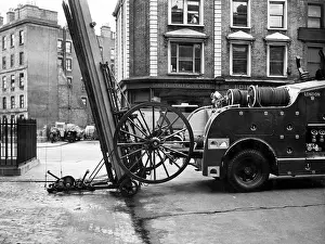 Gilbey: Bailey escape ladder fitted with Miles mounting