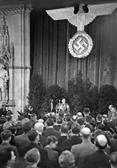 Benedikt: Baldur von Schirach during a speech, Vienna 1941