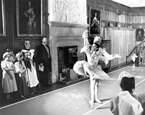 Lanhydrock: Ballet dancers at Lanhydrock House, Cornwall