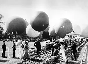 Hurlingham: Balloon race in Hurlingham, 1909