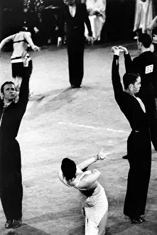 Doble: Ballroom dancing couples, Royal Albert Hall, London