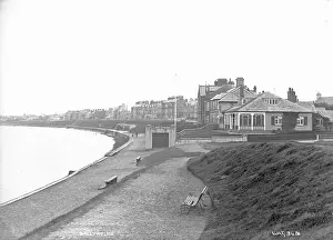 Esplanade: Ballyholme