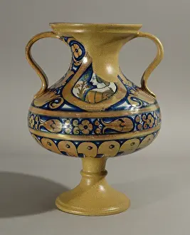 Maiolica: Baluster vase with two handles