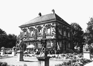 Frankish: The Bamberger Haus in the Luitpoldpark in Munich