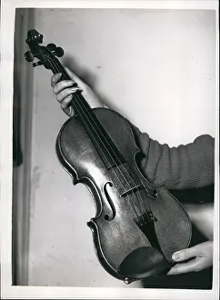 Stradivarius: Bands - Composers - Instruments - Musicians