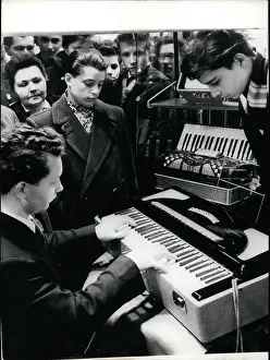 Contra: Bands - Composers - Instruments - Musicians