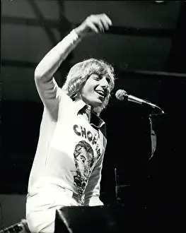 Manilow: Bands - Composers - Instruments - Musicians