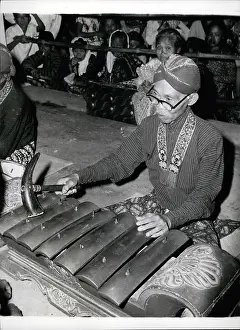 Hone: Bands - Composers - Instruments - Musicians