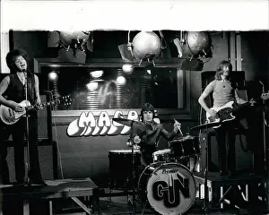 Quietly: Bands - Composers - Instruments - Musicians