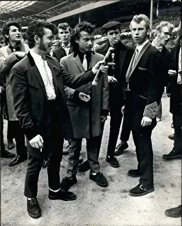 Hippies: Bands - Composers - Instruments - Musicians