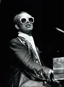 Elton: Bands - Composers - Instruments - Musicians