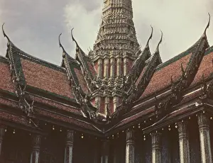 Monsoon: Bangkok Wat Phra - Thailand