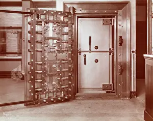 Safes: Bank Vault