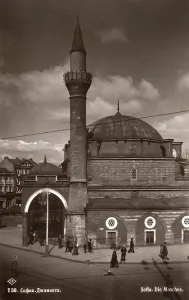 Bashi: The Banya Bashi Mosque, Sofia, Bulgaria