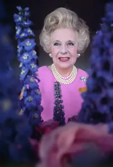 Cartland: Barbara Cartland - Novelist