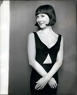 Comply: Barbara Evans, singer on late night BBC TV show