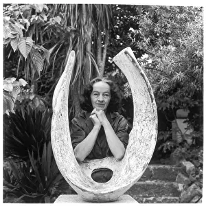 Hepworth: BARBARA HEPWORTH