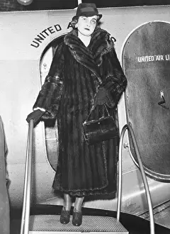 Divorces: Barbara Hutton, on her way to Reno, Nevada, to