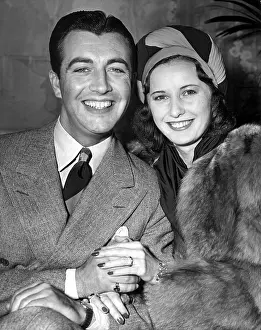 Elopement: BARBARA STANWYCK AND ROBERT TAYLOR WED IN ?