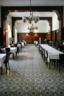Tablecloths: Baron Hotel, Aleppo, Syria