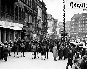 Petition: Barricade at the arrival of the Saar Germans