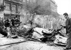 Liberalization: Barricade - bus - protest - confrontation - conflict