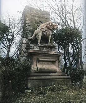 43rd: BARRY STATUE, PARIS