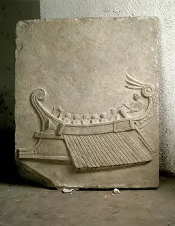Basrelief: Bas-relief of a trireme aboard