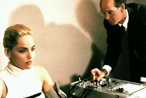 Instinct: BASIC INSTINCT