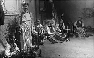 Basketmaking: BASKETMAKERS